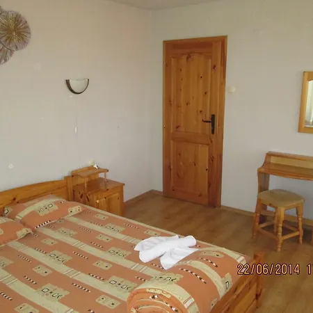 פארק נופש Holiday Village Samodivi בטק